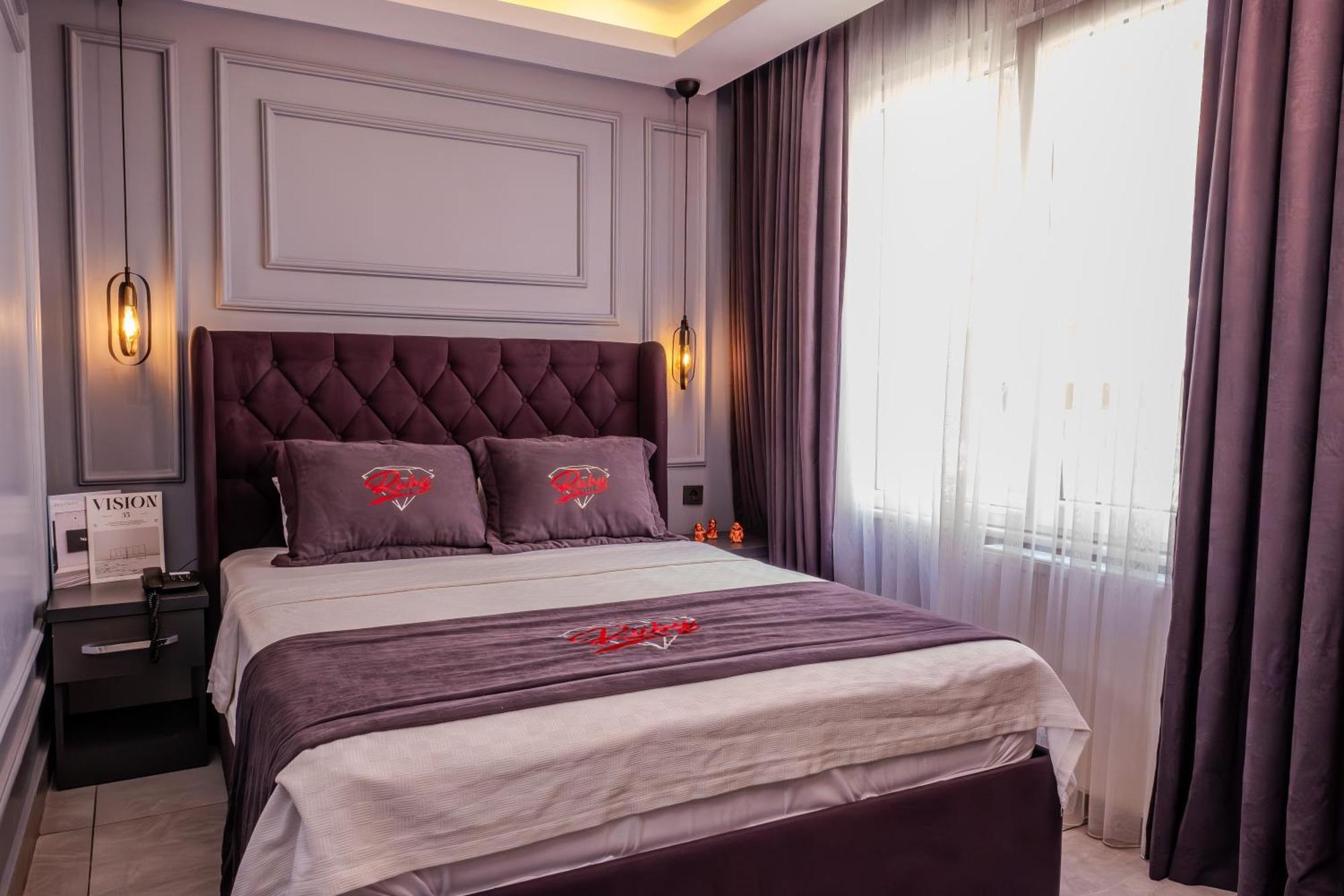 Ruby Hotel Истанбул Екстериор снимка