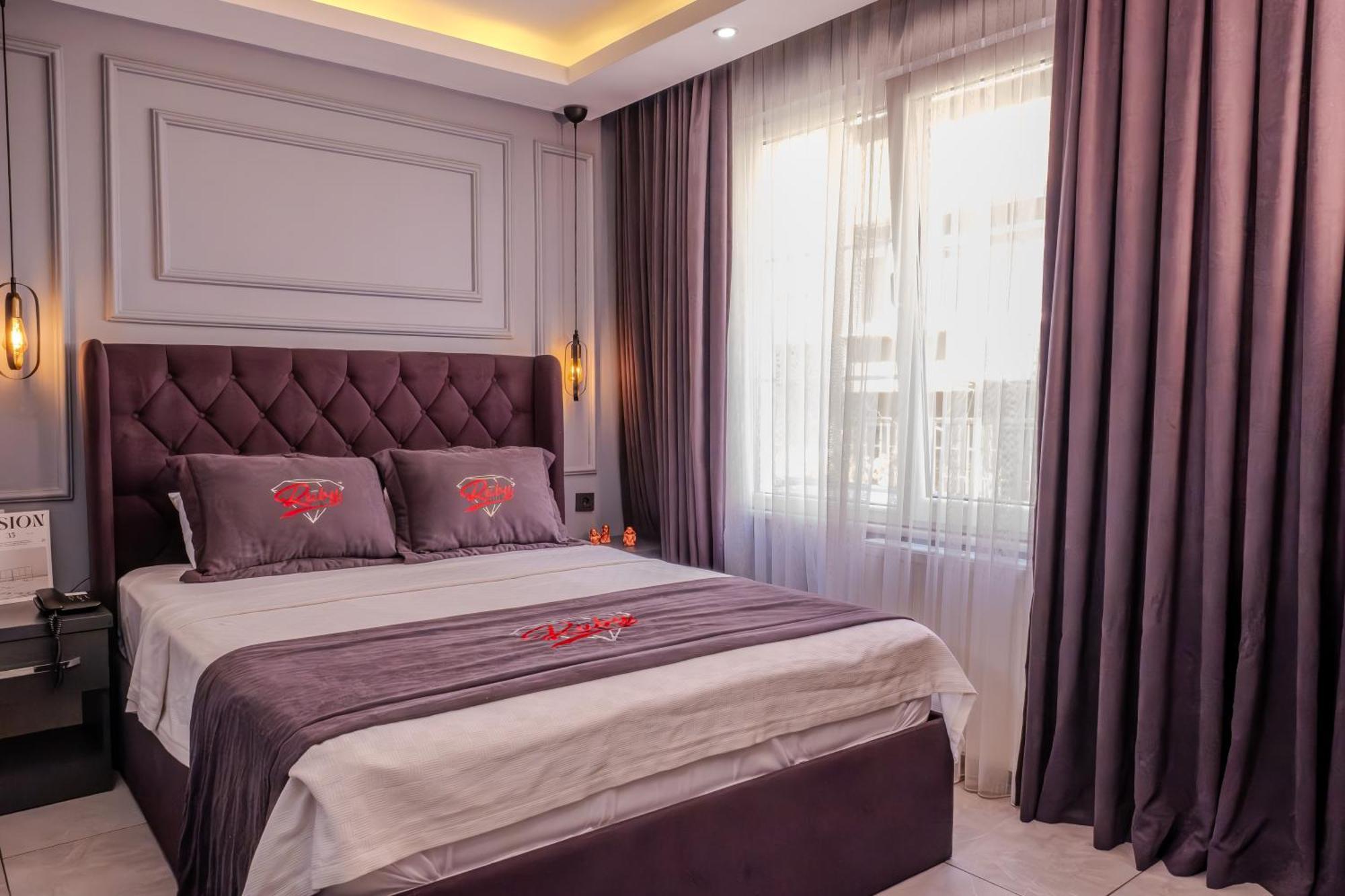 Ruby Hotel Истанбул Екстериор снимка
